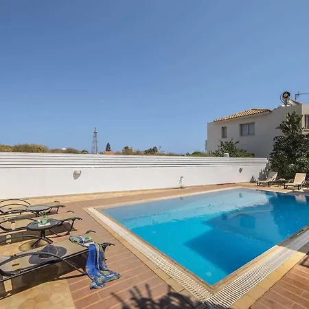 Ruby Palm * Protaras